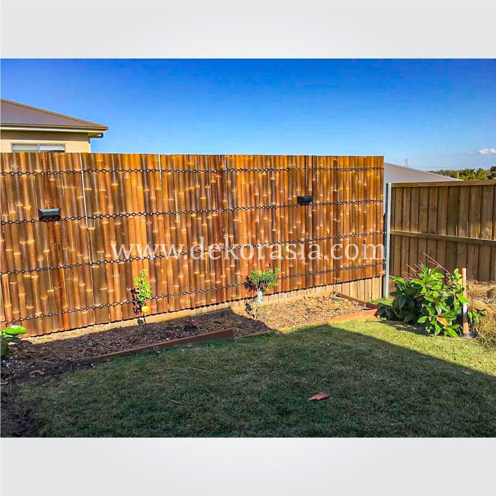 Natural Bamboo Fence Roll - Image 4